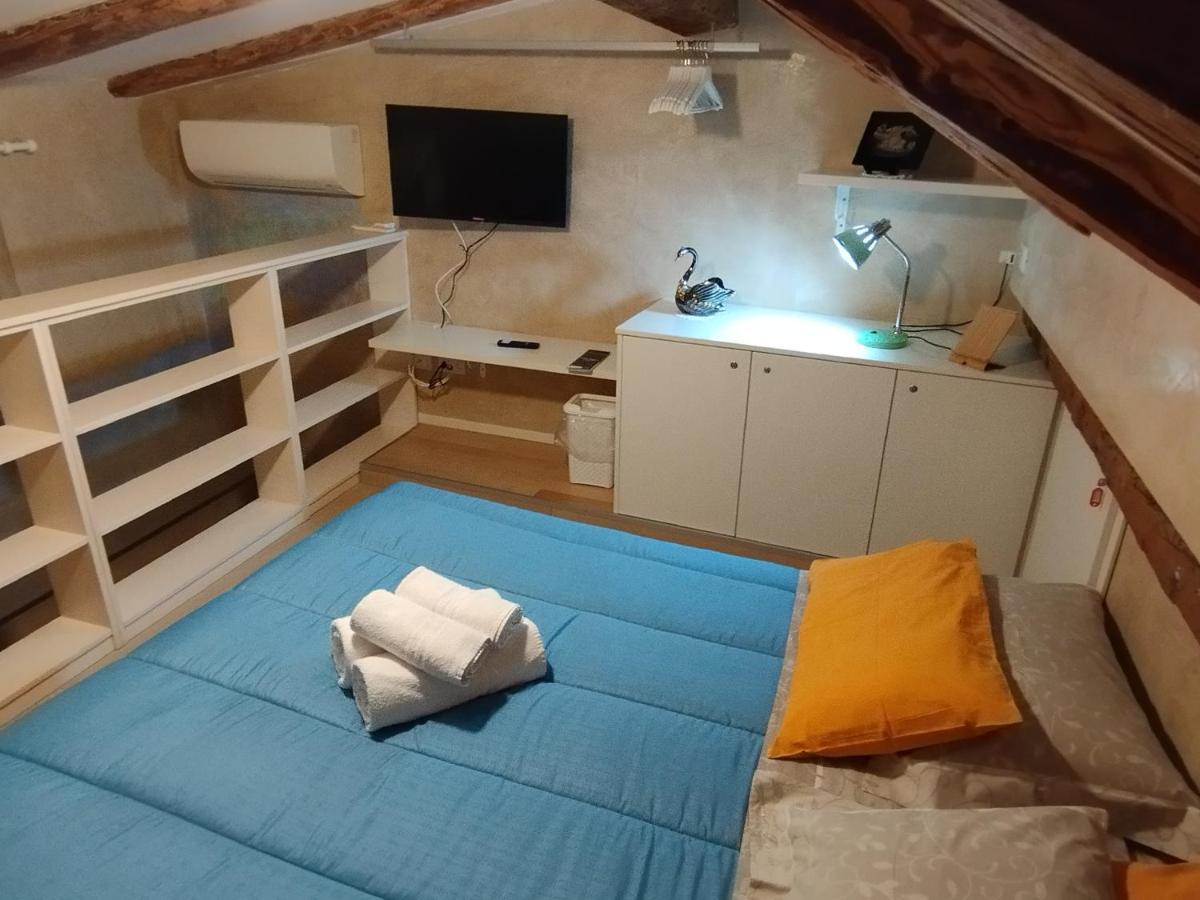 Ca Lirica Apartment Venesia Bagian luar foto