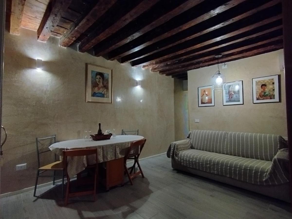 Ca Lirica Apartment Venesia Bagian luar foto